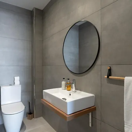 Nero By Lovelystay * 丰沙尔