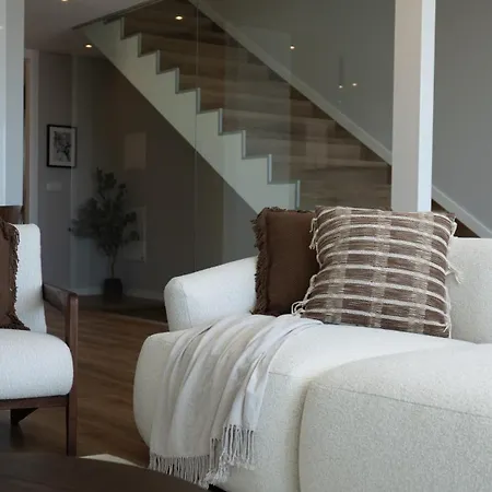 Nero By Lovelystay 公寓 *