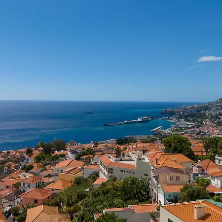 Nero - Pool & Ocean View By Lovelystay Funchal (Madeira)