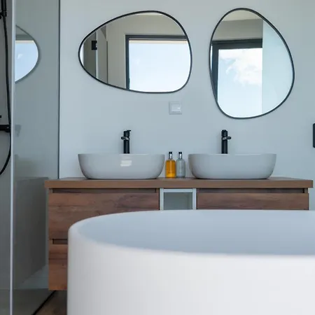 Nero By Lovelystay Apartament Funchal (Madeira)