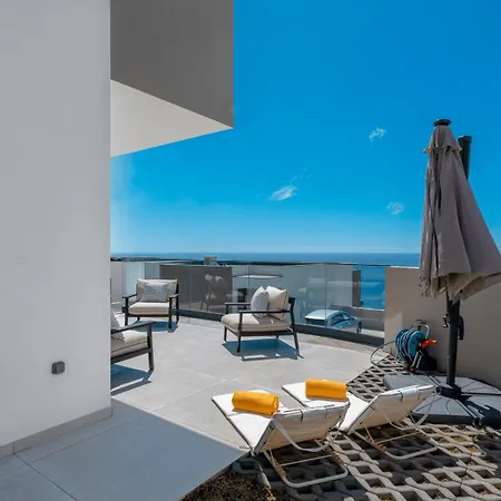 Nero - Pool & Ocean View By Lovelystay * Funchal (Madeira)