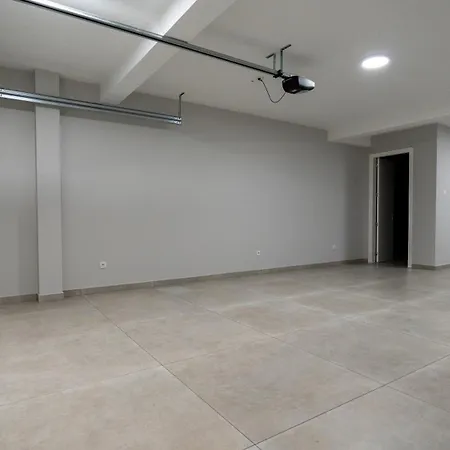 アパート Nero By Lovelystay