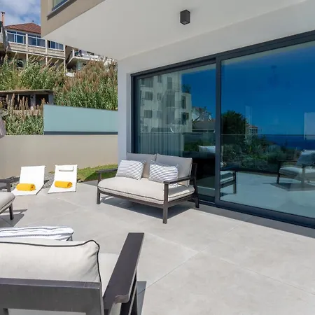 Nero - Pool & Ocean View By Lovelystay Apartment *