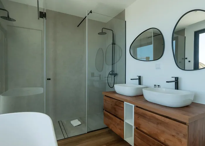 Nero By Lovelystay Funchal (Madeira)