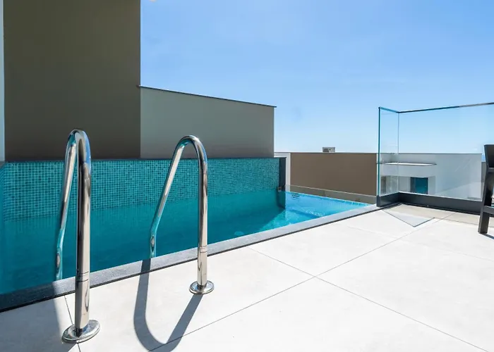 Nero By Lovelystay Appartement *